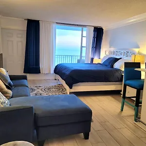 Direct Oceanfront With Balcony Apartment Daytona Beach